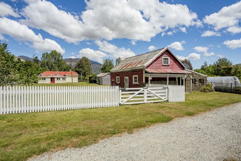 1135 Garston-Athol Highway, ATHOL, Athol