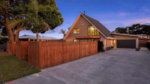 78 Carnoustie Drive, Wattle Downs, Auckland
