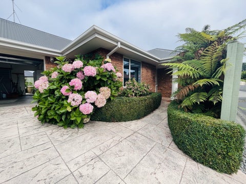 8 RIDGEWOOD PLACE, Shirley, Christchurch