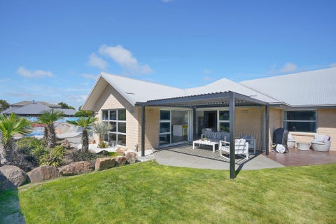 36 Coolspring Way, Redwood, Christchurch