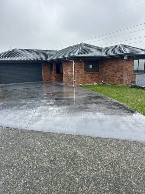 46 Percy Kinsman Crescent, Riverstone Terraces, Upper Hutt