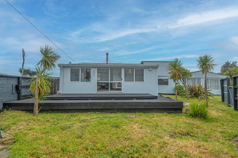 23 Nash Parade, Foxton Beach, Foxton