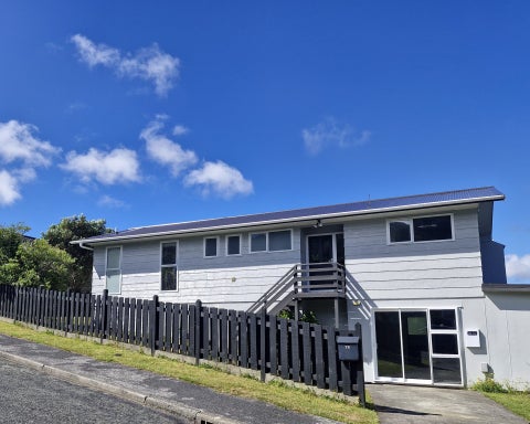 78 Thurleigh Grove, Karori, Wellington