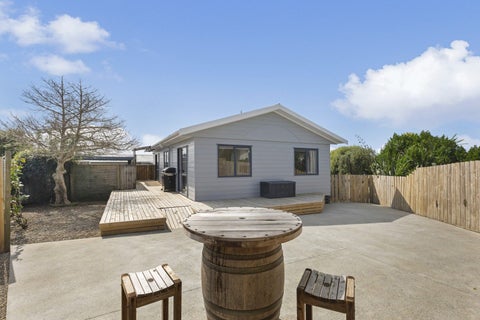 24A Manukau Road, Raglan
