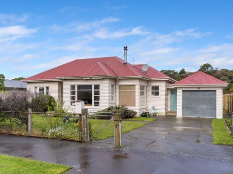 11 Redwood Street, Seddon