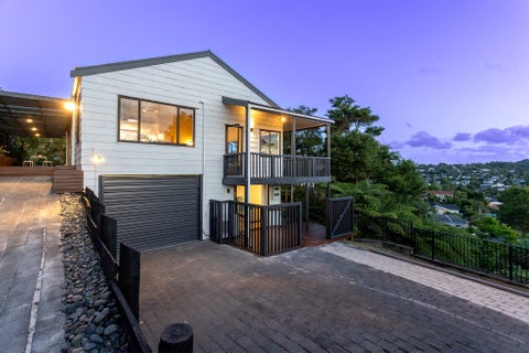 17 Sunnylaw Place, Glen Eden, Auckland
