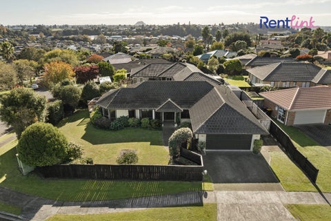 1 Kochia Avenue, Pyes Pa, Tauranga