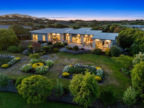 30 Pairuku Lane, Peka Peka, Waikanae