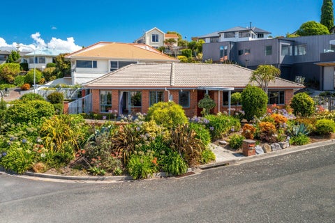 17 Austen Ward Heights, Enner Glynn, Nelson