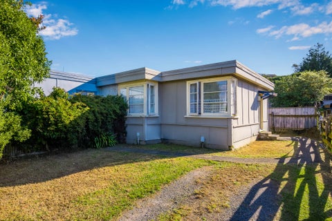 17 Hurley Road, Paraparaumu Beach, Paraparaumu