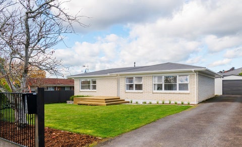 3 Russleigh Drive, Dinsdale, Hamilton