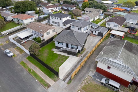 19 Frobisher Way, Clendon Park, Auckland