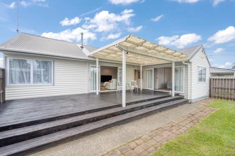 1/225 Birkdale Road, Birkdale, Auckland
