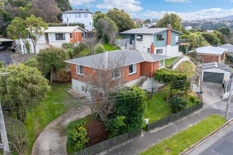 102 Easther Crescent, Kew, Dunedin