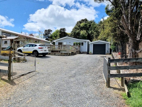 126 KAWAKAWA-ORERE RD, Kawakawa Bay, Kawakawa Bay