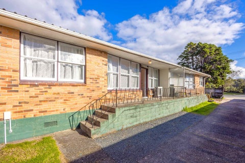 2/82 Portage Road, New Lynn, Auckland