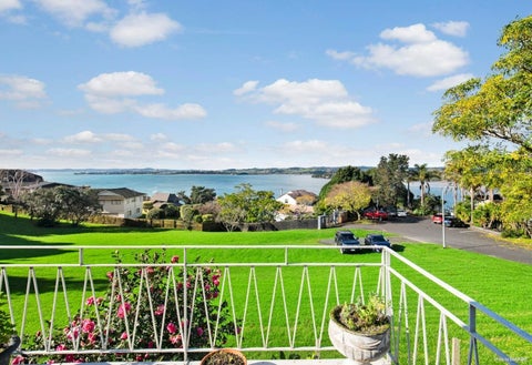 198 Sandspit Road, Shelly Park, Auckland
