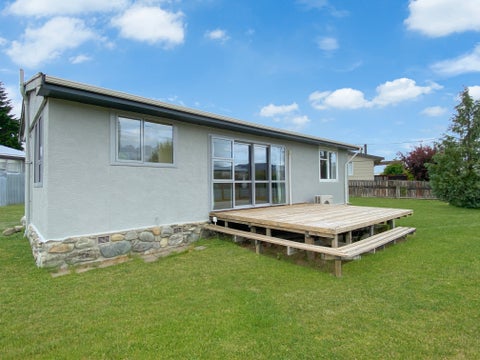 6 Hopkins Road, Twizel
