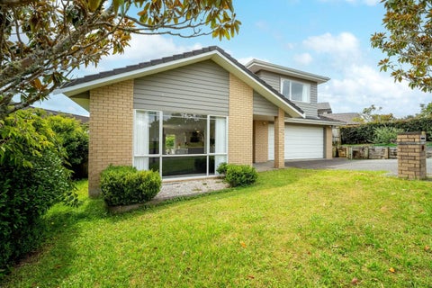 8 Canyon Drive, Oteha, Auckland