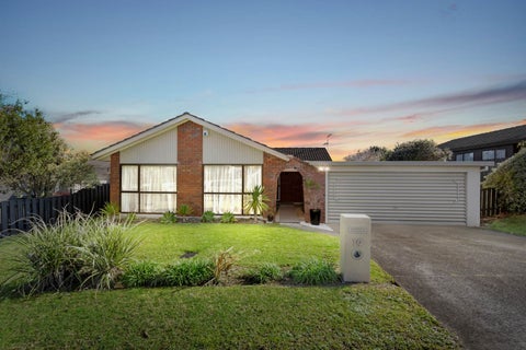 19 Parramatta Place, Botany Downs, Auckland