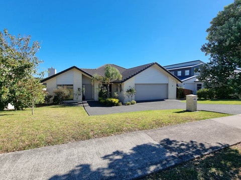 59 Pine Harbour Parade, Beachlands, Auckland