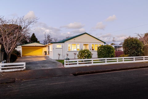 1 Edward Street, Pahiatua, Pahiatua