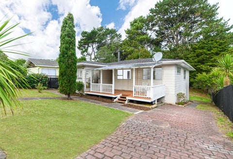 31 Lavery Place, Sunnynook, Auckland