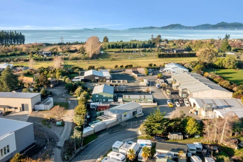 9 Warren Place, Frankleigh Park, New Plymouth