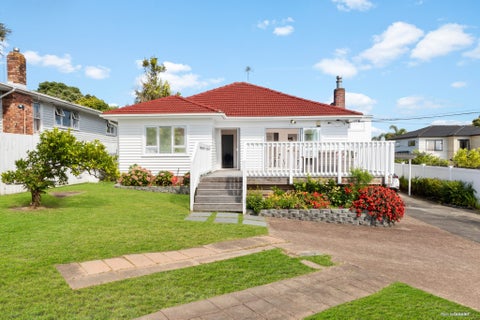 98 Lynwood Road, New Lynn, Auckland
