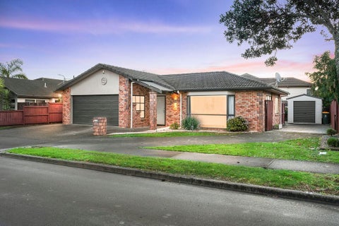 4 Skelligs Drive, Flat Bush, Auckland
