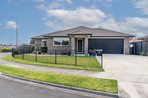 24 Stan Heather Drive, Glenview, Hamilton