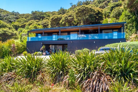166 Ostend Road, Ostend, Waiheke Island