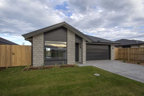8 Antill Street, Woodend, Woodend