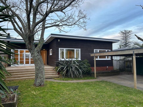 36 Vincent Street, Howick, Auckland