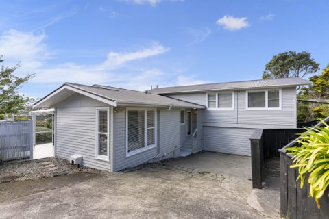 18 Fairburn Grove, Johnsonville, Wellington
