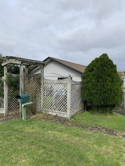 79 Athena Drive, Totara Vale, Auckland