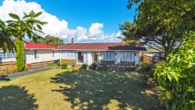 24A Bradbury Road, Botany Downs, Auckland