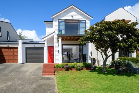 68 Provence Esplanade, Te Atatu Peninsula, Auckland