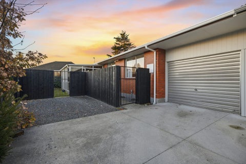 2/7 Ontario Place, Wainoni, Christchurch