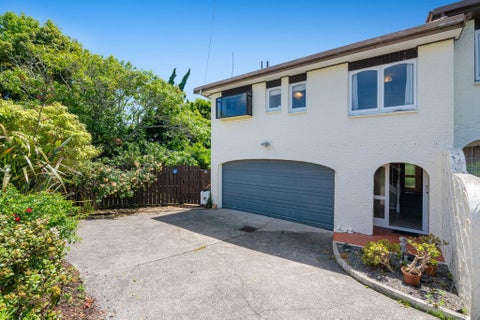 2/75 Carlisle Road, Torbay, Auckland