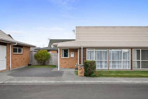 16/9 Fuller Close, Levin, Levin