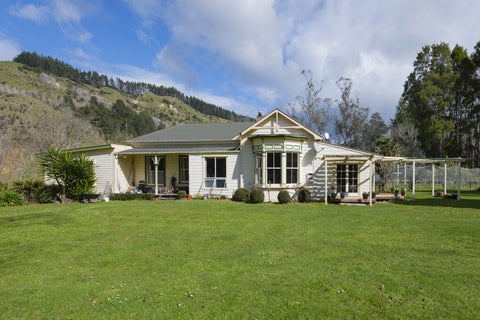 1646 Waimata Valley Road, Waimatā