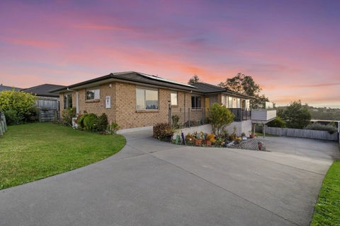 8 Utopia Park Heights, Welcome Bay, Tauranga