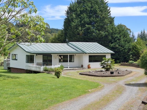 227 Whangamata Road, Kinloch, Taupo