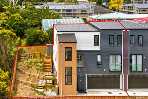 28D Edmonton Road, Henderson, Auckland