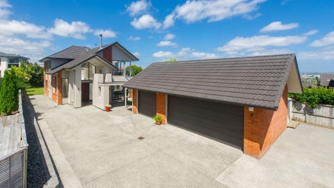 19 Fairbairn Place, East Tamaki Heights, Auckland