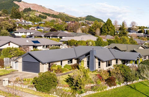 8 Highland Drive, Richmond