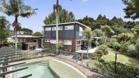 11 Iorangi Place, Hillpark, Auckland