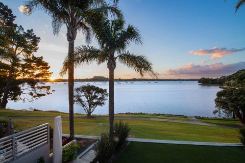 2/103 Fisher Parade, Sunnyhills, Auckland