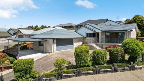16 Highbury Place, Nawton, Hamilton